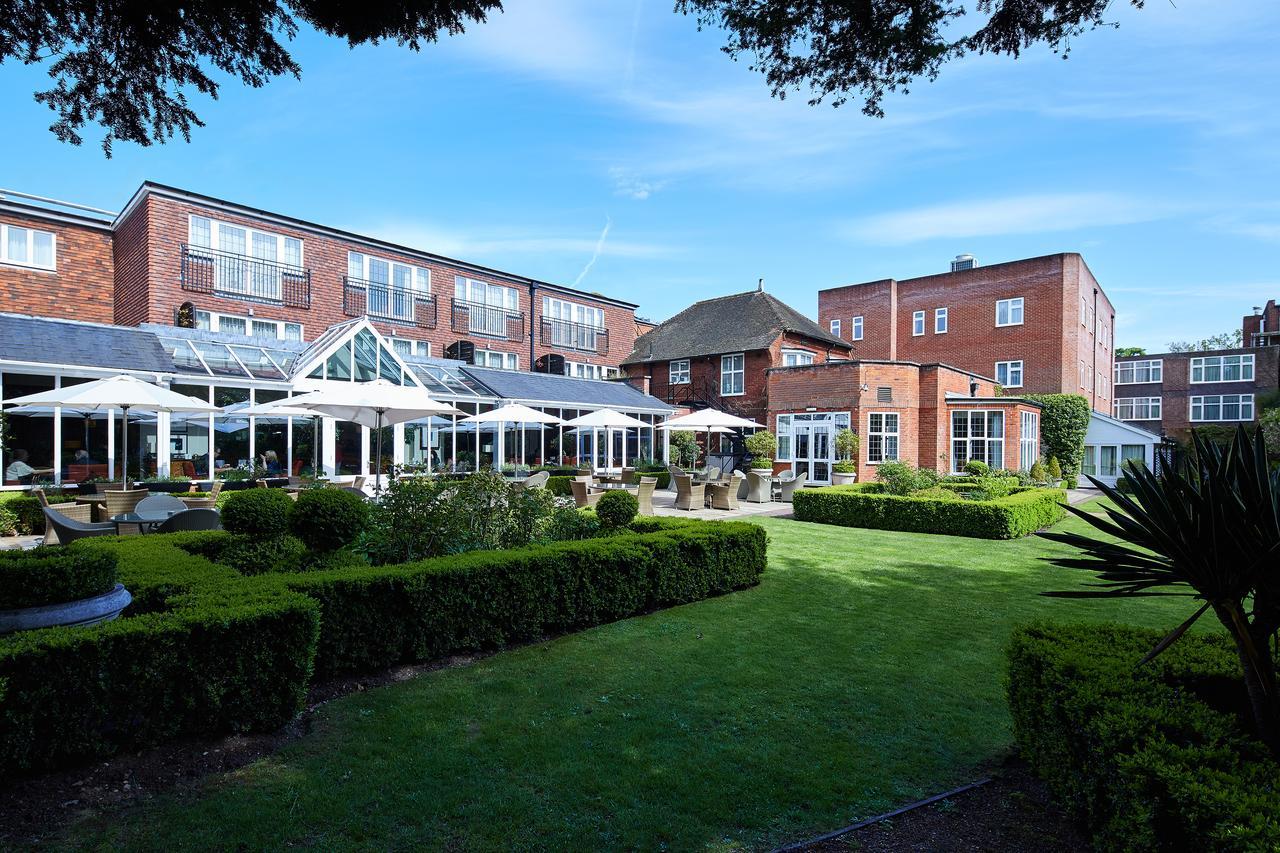 Hotel The Bull Gerrards Cross Exterior foto